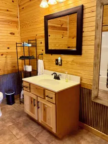 Rustic Lodge Near Current River: Pond + Fire pit + Trails + Pickleball + Fishing - Image 5