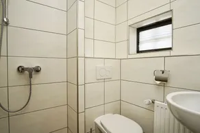 Ferienhaus Büdnerstube gratis Schwimmbadnutzung im AHOI Sellin - Image 4