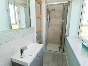 DRWS Y GORLAN, romantic, country holiday cottage in Llanerchymedd - Image 5