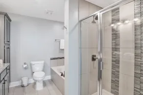 Neueste OB Condo Entwicklung! Wunderschöne, gehobene Einrichtung, super bequem! - Image 4