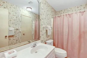 2 lit / 2 salles de bain Condo-Omni Amelia Island Plantation Resort peut accueillir 6 personnes.  Cadre naturel et piscine. - Image 3