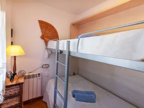 Smuk lejlighed for 6 gæster med klimaanlæg, WIFI, TV og terrasse - Image 4