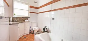 Watch The Sunrise Over Coogee | 2 Bedrooms + Garage - Image 2