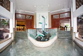 Ilikai Hotel #940, Lagoon view, Free WIFI - Image 4
