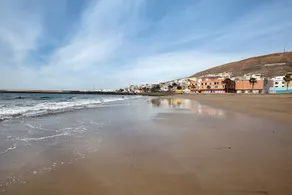 Vacation Home 'La Casita De Vidal' with Mountain View, Private Terrace and Wi-Fi - Image 4