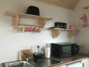 The Lazy Llama Farm Stay Shepherd Hut - Image 2