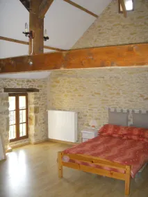 Écurie aménagée avec goût en gîte - Image 2