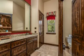 Lone Star State of Mind - 6BD/5BA w/ FIshing Pond & Fully Furnished Kitchen - Image 3