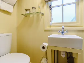 1 bedroom accommodation in South Hiendley, near Hemsworth - Image 3