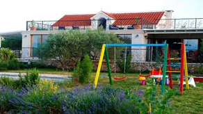 Villa Sea Orchard Sutivan - Image 2