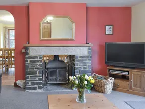5 bedroom accommodation in Dunterton, near Tavistock - Image 2