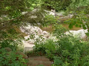 Historic Plank House Near Mount Sunapee - Image 5