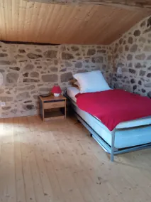 Converted barn in quiet country setting - Image 4