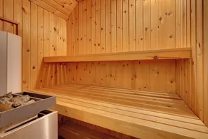 Maren's Hus - Three Bedroom House, Sleeps 5 - Image 2