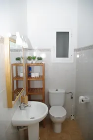Vacker och rymlig lägenhet i centrala Valencia med WIFI - Image 5