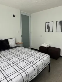 Centrally Located Apt +Solar Energy+ 6 Persons - Image 5