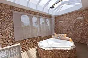 Luxury Beachfront Villa Ideal for Weddings, Reunions & Large Outdoor Celebrations - Image 4