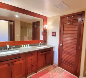 Alluring and Elegant Ocean View Luxurious Beach Villa in Ko Olina - Image 2