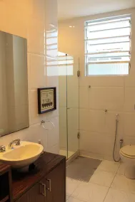 Make yourself at home in the best spot in Copacabana (the beach block)! - Image 5