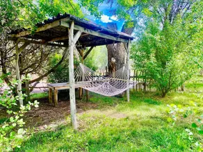 Brett’s Farm Cabin: Hot tub Sauna, Farm Animlas - Image 5