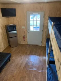 Cozy Camping Cabin on Lake Marion near Congaree Nat Park - Image 5
