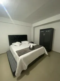Wing-Apartment in the tourist area of Cali - Image 5