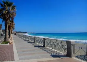Apartamento Caulonia Marina con piscina, a 5 minutos a pie de la playa - Image 3