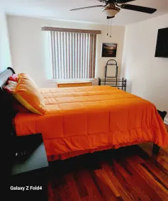 Cozy 2-bedroom Apartment - Image 5