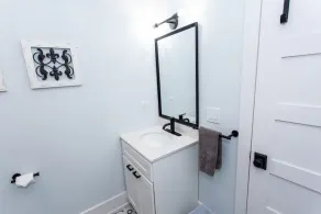 Designer Apt in Charming Fort Mill w/ Netflix - Image 4