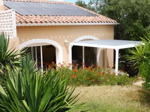 Villa dans domaine sécurisé de 3400m2 avec piscine - Image 4