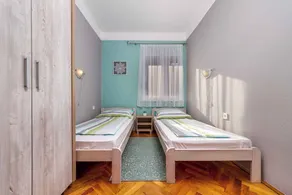 Holiday home near the center - Image 3