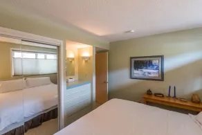 Alpine Condo | 2 Bedroom | Walk to Lifts | Very Convinient - Image 5