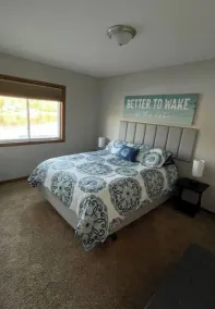 GORGEOUS LAKE FRONT 3BR Entire Home with Private Dock & Pet Friendly! - Image 5