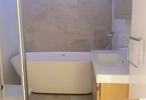 2ndhomes Deluxe 144m2 3BR Apartment - Image 5