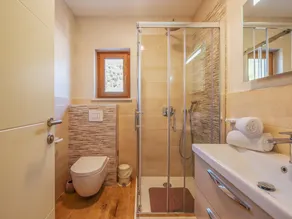Villa with Sea Views, Hot Tub, & Roof Terrace - Image 3