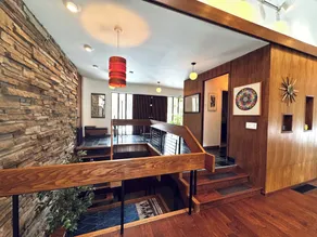 Beautiful & Private Mid Century Modern Country-House on 10 Acres near Caledon - Image 5