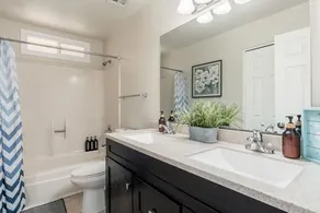 Elegant Desert Oasis near ASU & Downtown Tempe - Image 5