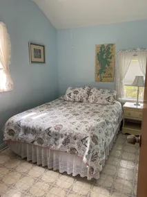 Charming, Lakefront Cottage With Mountain View’s - Image 4