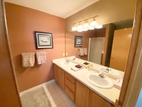Izaty's Lakeside Townhouses # 413 en Lake Mille Lacs at Izatys Resort - Image 3