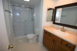 Luxurious 3 BR in Quiet Central Stuart Community - Image 3