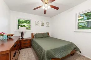 Le Claire Condo - Image 4