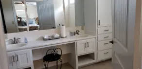 Completely remodeled 4 bedroom home 8 blocks from the PW Mercantile! - Image 2