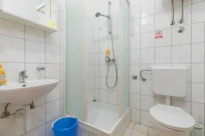 One bedroom apartment near beach Sumpetar, Omiš (A-2808-b) - Image 2