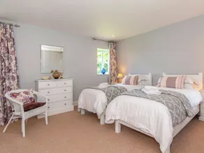 3 bedroom accommodation in Llanreithan, near Croesgoch - Image 5