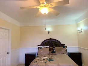 Rodney Heights 2 B/R ensuite Apartment - Image 4