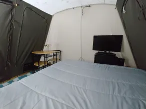 Campers Paradise, cozy tents, hot tub, free EV charger. Pet friendly  - Image 3