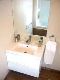 Top Vancouver location 2011-2016! Maison d'entraîneur licenciée à Kitsilano (# 18-549814) - Image 2