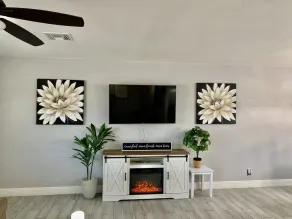 Cozy, Licensed home, 15min from the strip. - Image 2