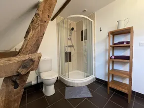 Attraente gîte con griglia, giardino e terrazza - Image 3