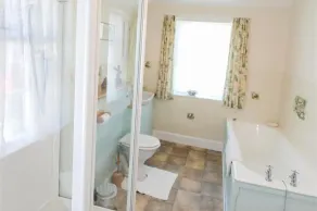 Glenkilrie House - Image 3